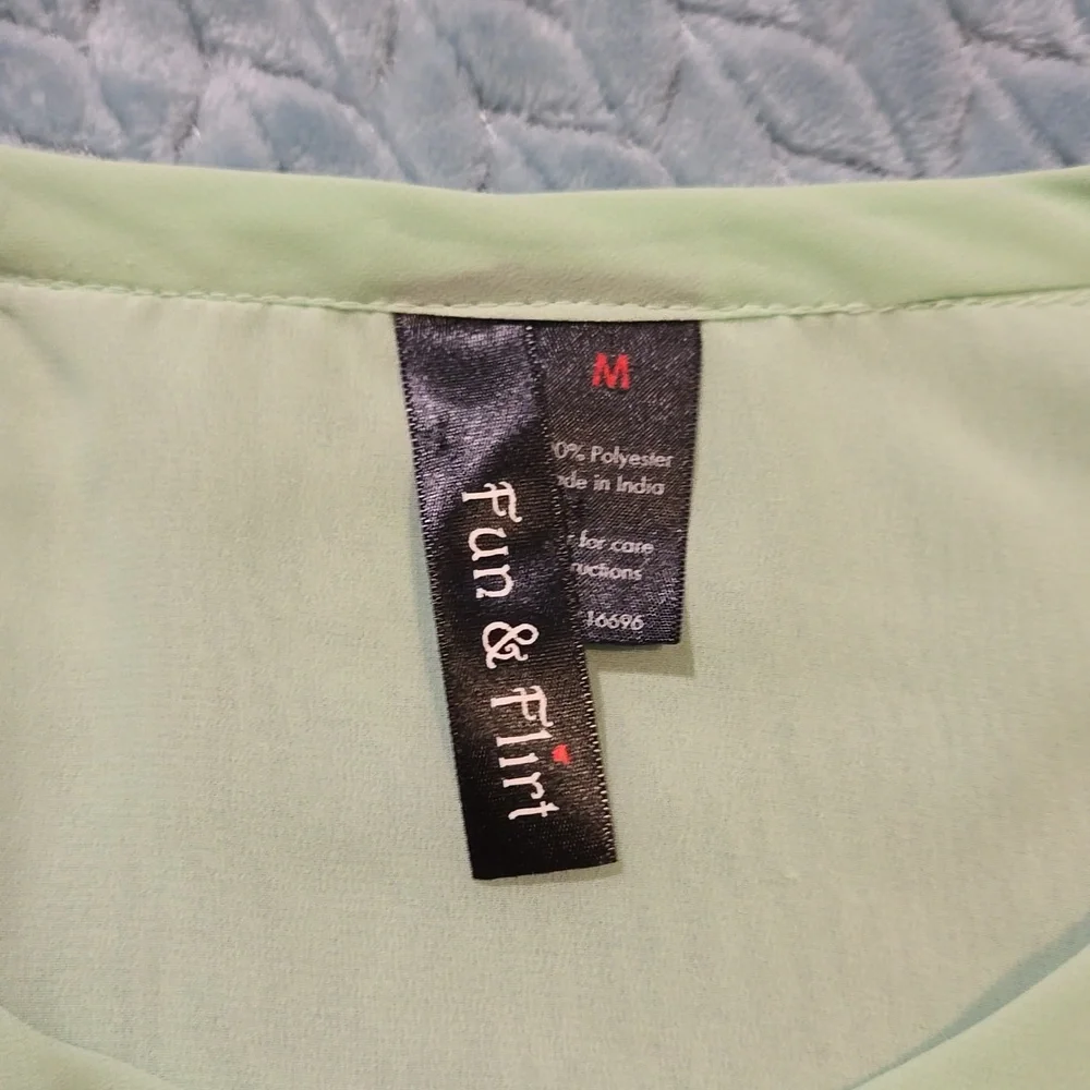 Sheer Green Top with Sequined Sleeves - Picture 4 of 6